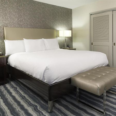 Doubletree By Hilton Hotel Wilmington Exteriör bild