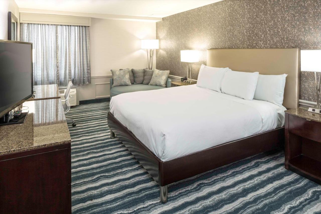 Doubletree By Hilton Hotel Wilmington Exteriör bild