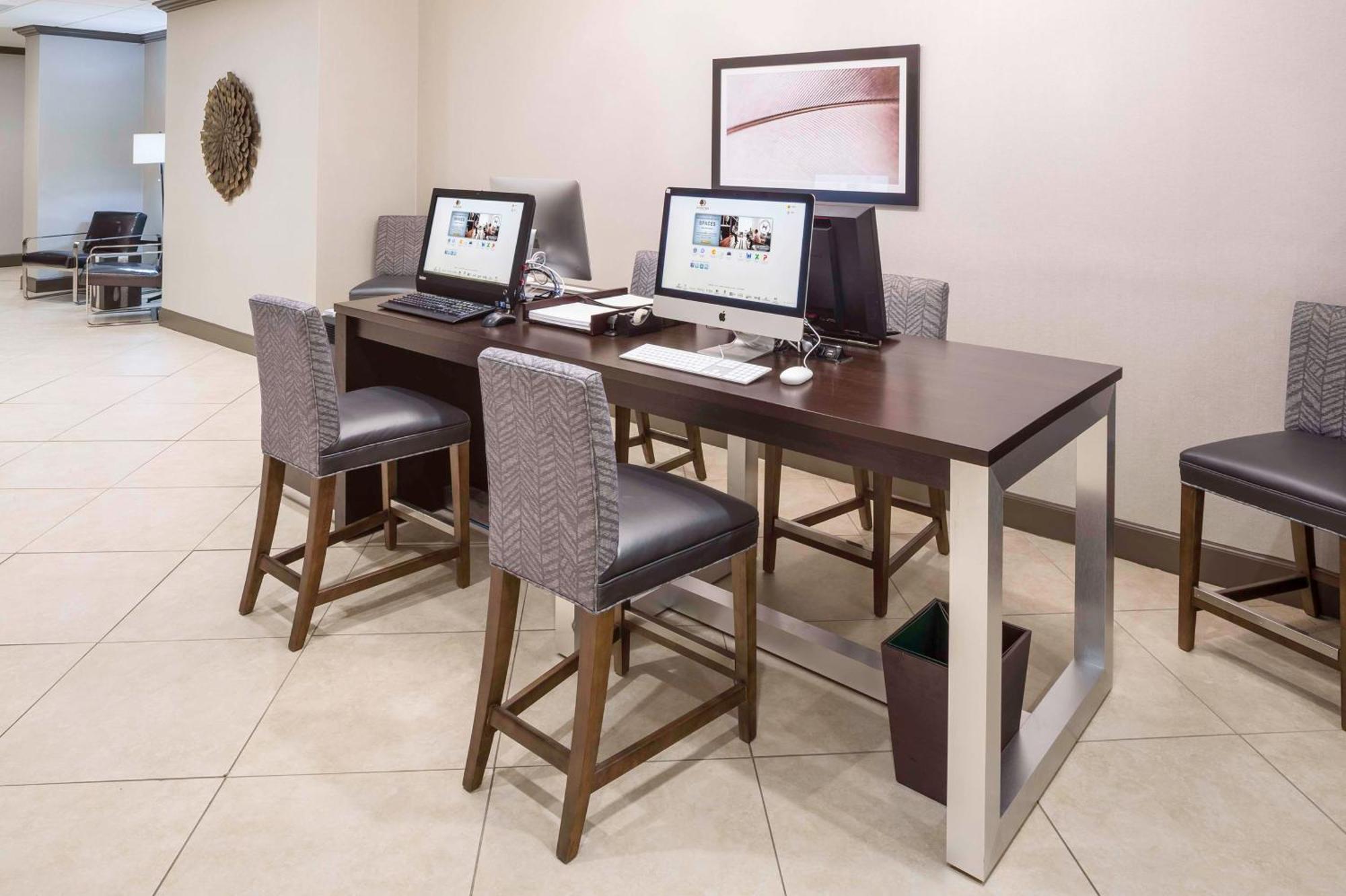 Doubletree By Hilton Hotel Wilmington Exteriör bild
