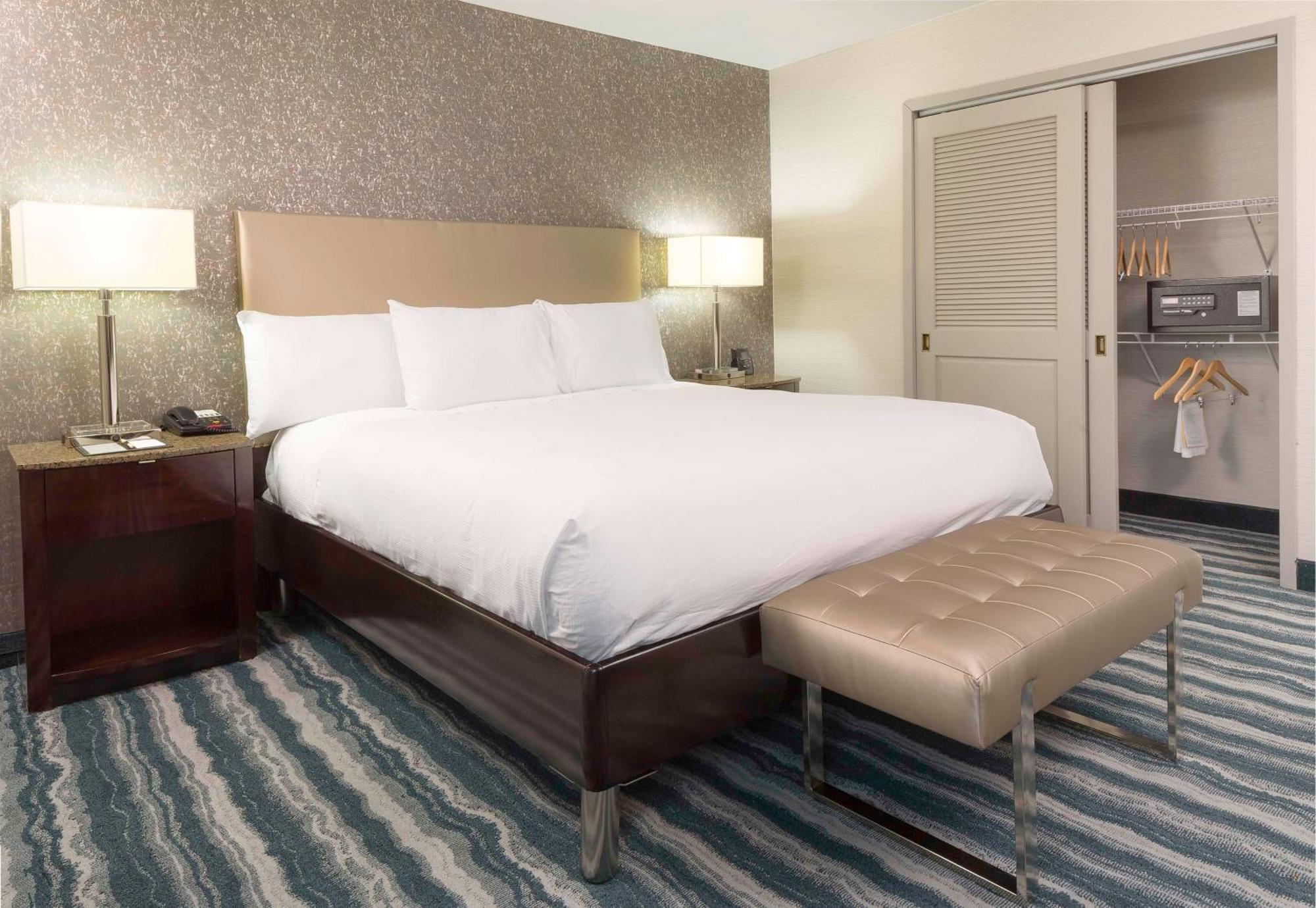 Doubletree By Hilton Hotel Wilmington Exteriör bild